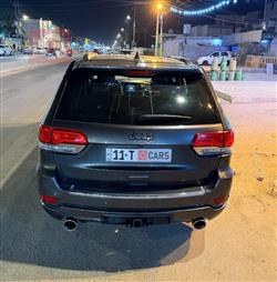 جیپ گراند شیرۆکی